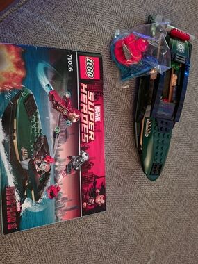 LEGO 76006 Marvel Super Heroes Iron Man Extremis Boat Complete NO MINIFIGS / box